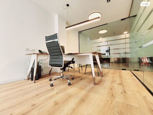 משרדים, עפולה