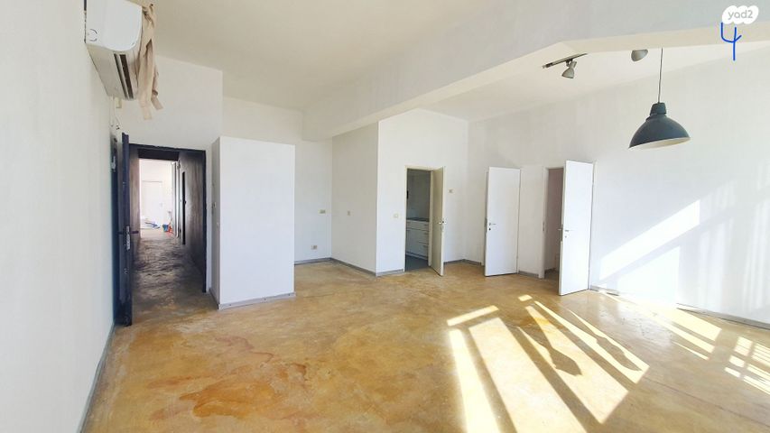 סטודיו, בן אביגדור 16, מונטיפיורי, הרכבת, תל אביב יפו