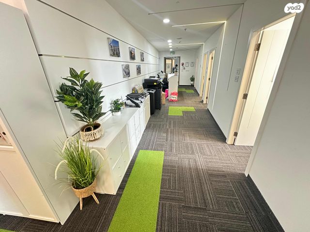 משרדים, הפארק הטכנולוגי, מודיעין מכבים רעות