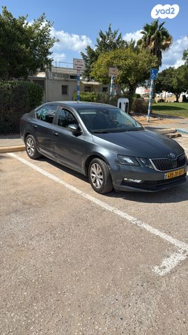 סקודה אוקטביה