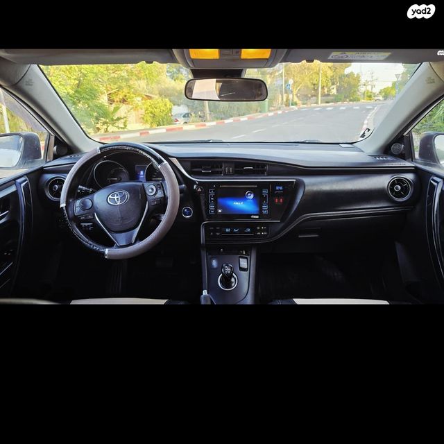 מודעת רכב טויוטה אוריס