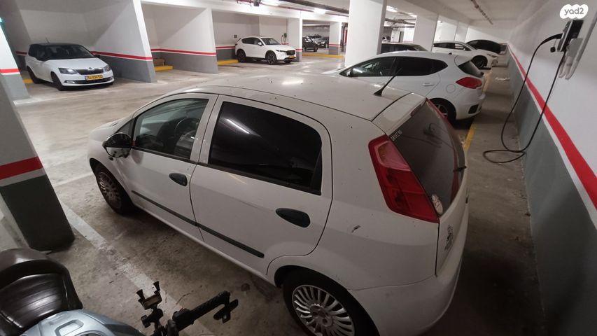 מודעת רכב פיאט פונטו