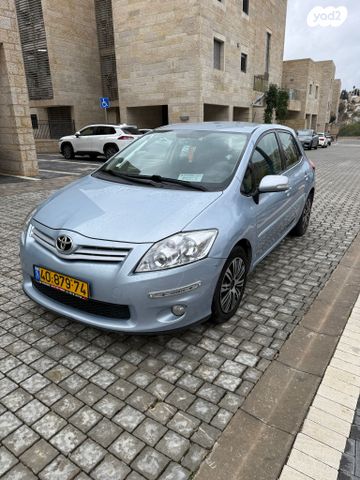 טויוטה אוריס