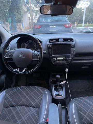 מיצובישי ספייס סטאר