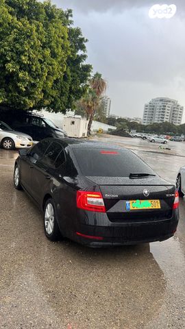 סקודה אוקטביה