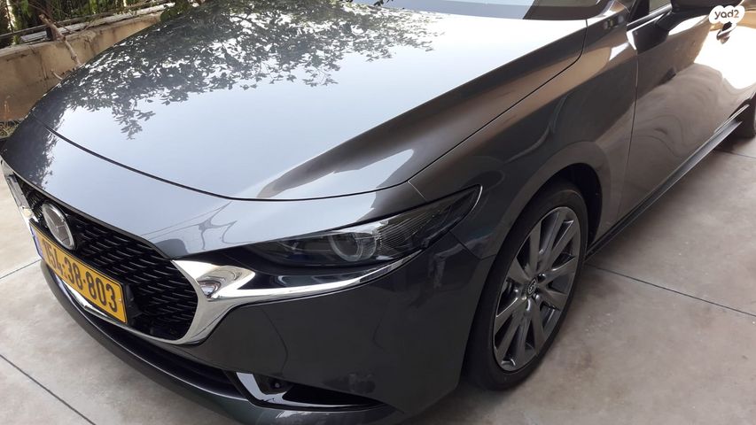 מודעת רכב מאזדה 3