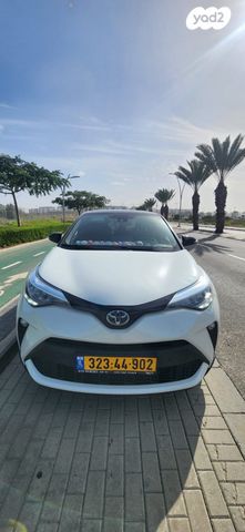 טויוטה C-HR