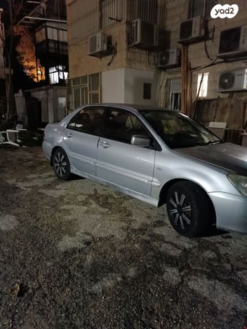 מיצובישי לנסר