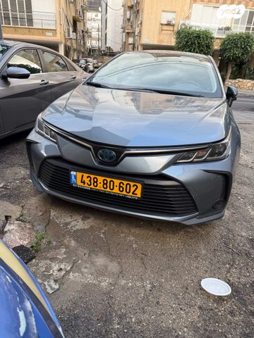 טויוטה קורולה