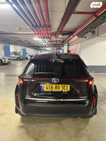 מודעת רכב טויוטה יאריס קרוס