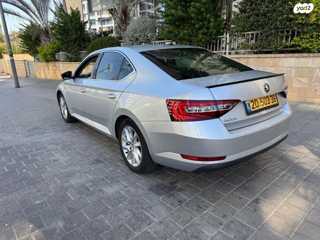 סקודה סופרב