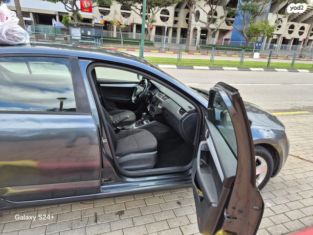 סקודה אוקטביה