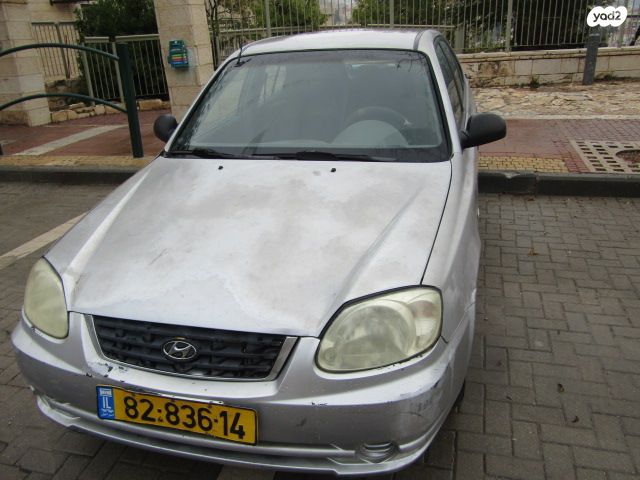 יונדאי אקסנט i25