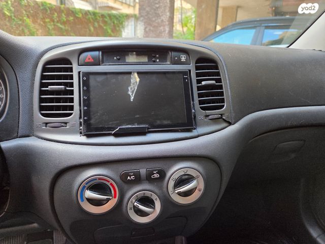 יונדאי אקסנט i25