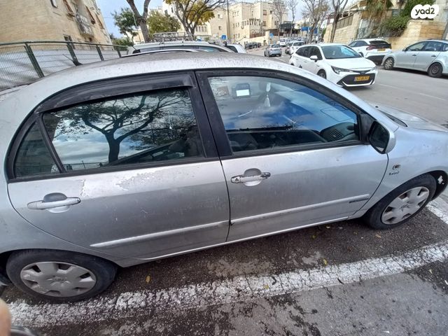 טויוטה קורולה