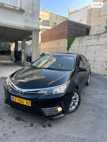 טויוטה קורולה