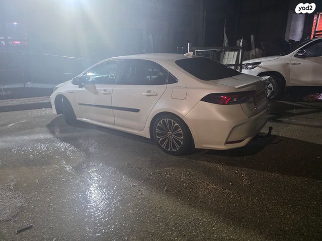 טויוטה קורולה