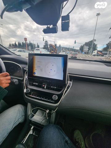 טויוטה קורולה קרוס