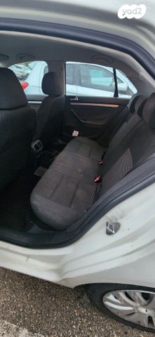 מודעת רכב פולקסווגן ג'טה 