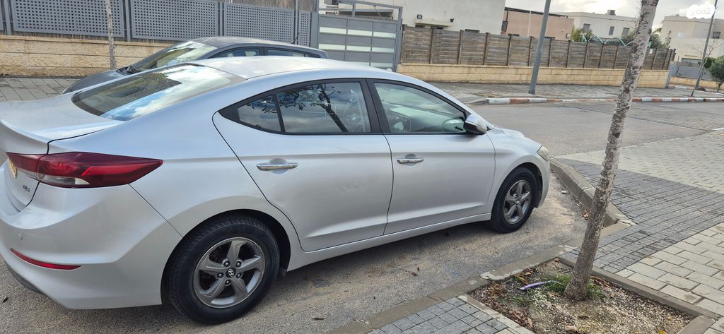 יונדאי אלנטרה