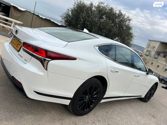 מודעת רכב לקסוס LS