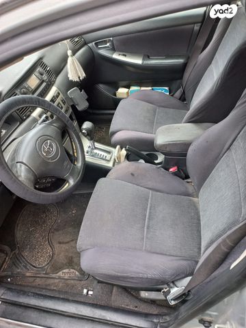 טויוטה קורולה