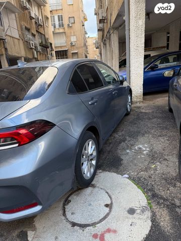 מודעת רכב טויוטה קורולה