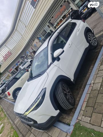 טויוטה קורולה קרוס