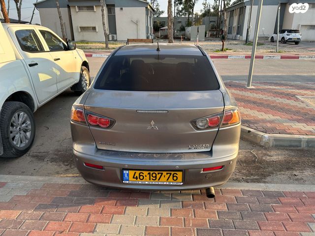 מיצובישי לנסר