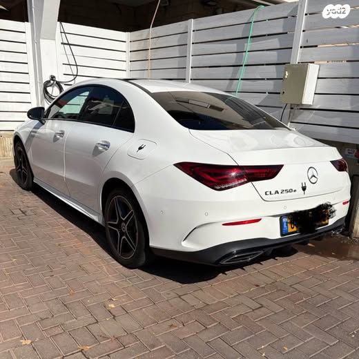 מרצדס-בנץ CLA