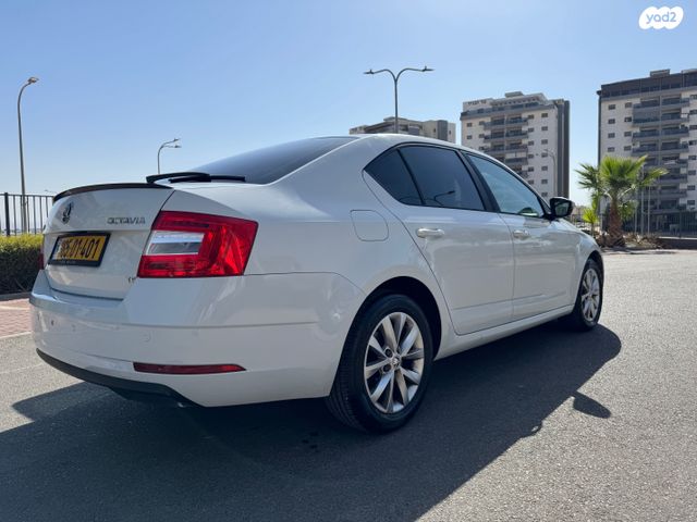 סקודה אוקטביה