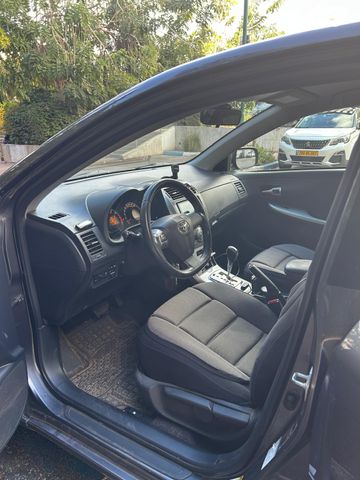 טויוטה קורולה