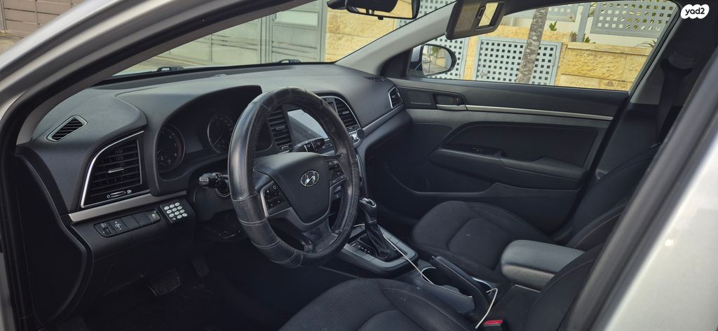 יונדאי אלנטרה