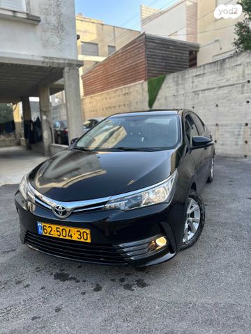 טויוטה קורולה