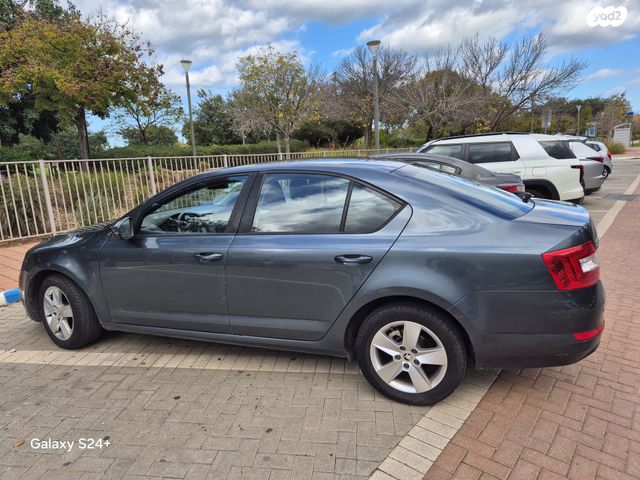 סקודה אוקטביה