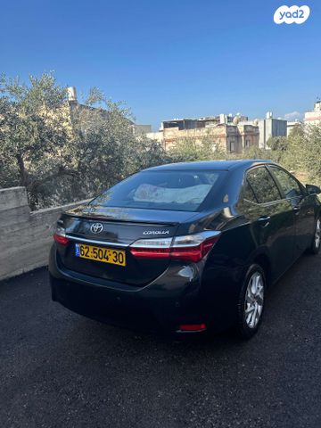 טויוטה קורולה