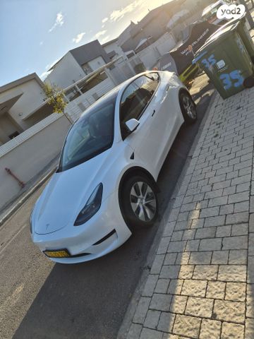 מודעת רכב טסלה מודל Y