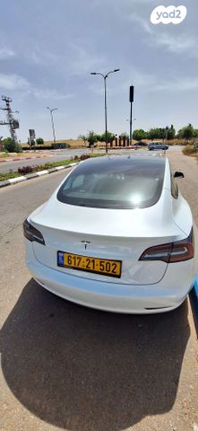 טסלה מודל 3