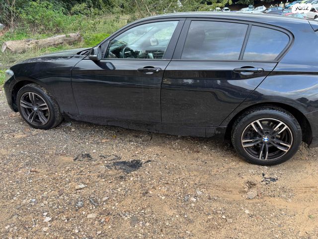 מודעת רכב ב מ וו סדרה 1