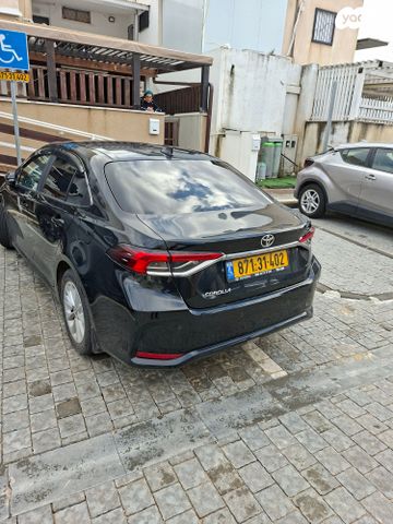 טויוטה קורולה
