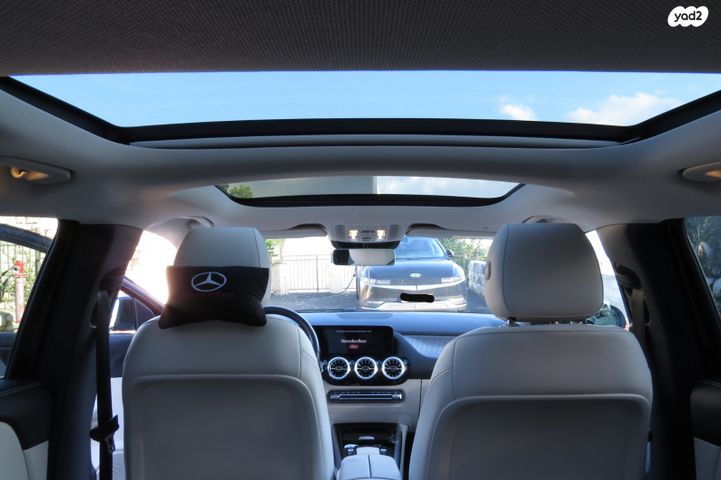 מרצדס-בנץ EQA