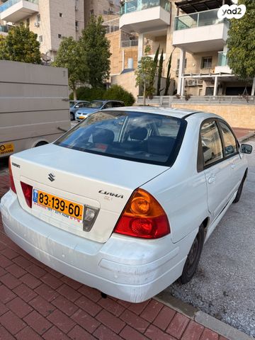 סוזוקי ליאנה