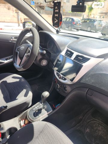 יונדאי אקסנט i25