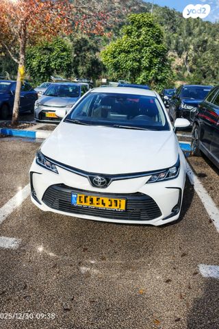 מודעת רכב טויוטה קורולה