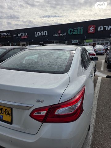 ניסאן אלטימה