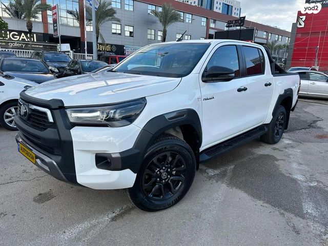 מודעת רכב טויוטה היילקס