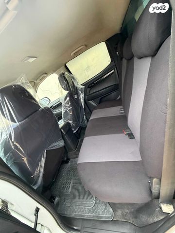 איסוזו די-מקס