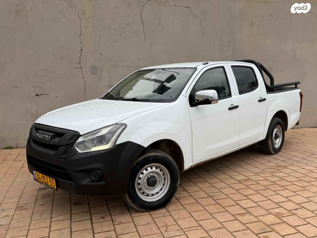 איסוזו די-מקס