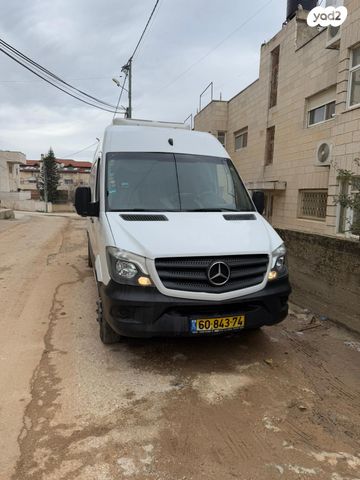 מודעת רכב מרצדס-בנץ ספרינטר