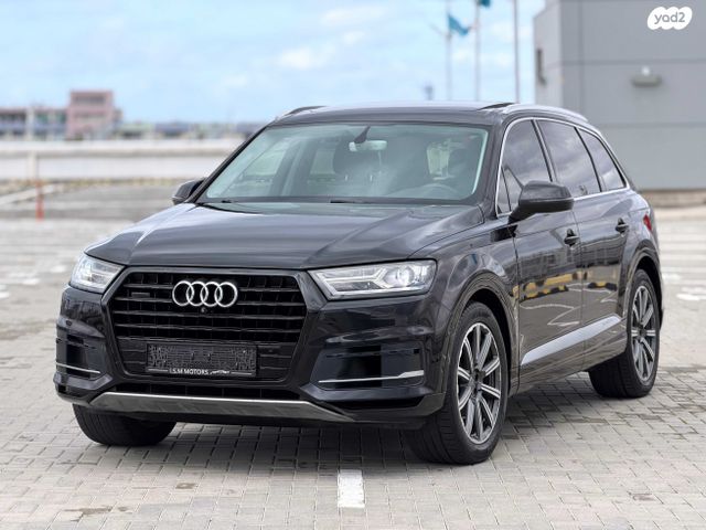 מודעת רכב אאודי Q7